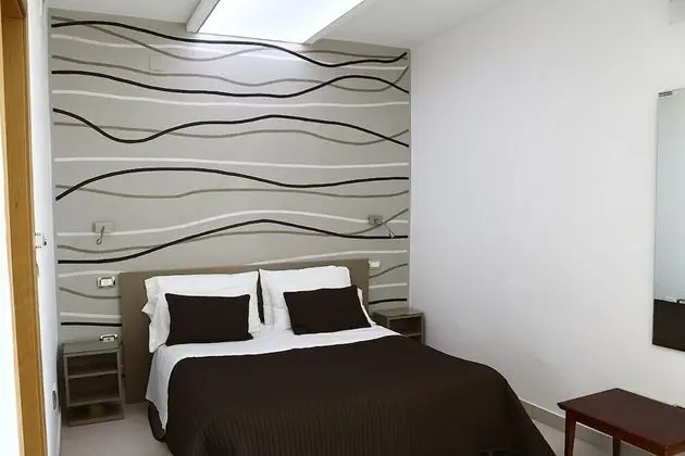 Tek Büyük veya İki Ayrı Yataklı Oda