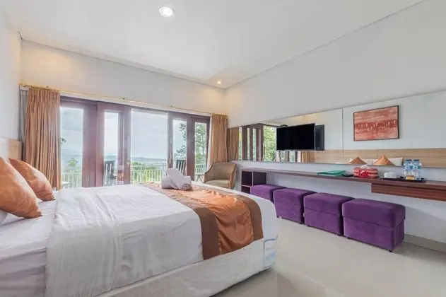 Deluxe Tek Büyük Yataklı Oda, 1 Çift Kişilik Yatak, Tepe Manzaralı