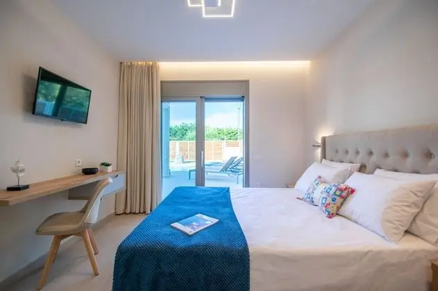 Deluxe Villa