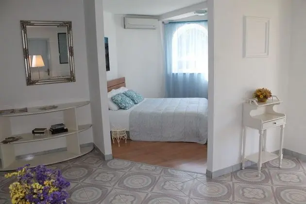 One Bedroom Apartment for 3 people