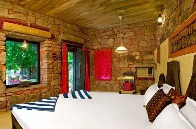 Kır Evi (Garden)