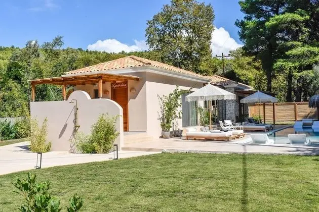Family Villa, 2 Yatak Odası, Sigara İçilmez, Bahçeli