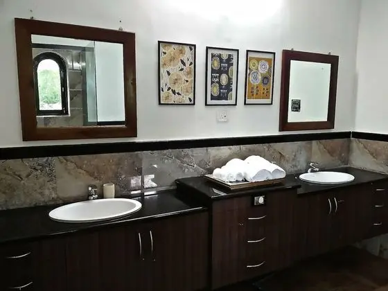 Luxury Tek Büyük Yataklı Oda, Sigara İçilebilir