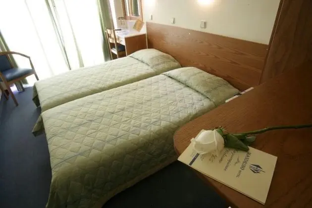 1 Çift Kişilik Veya 2 Tek Kişilik Yatak Standard