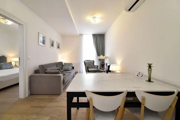 Deluxe Apart Daire, 1 Yatak Odası, Balkon (White Baroque)