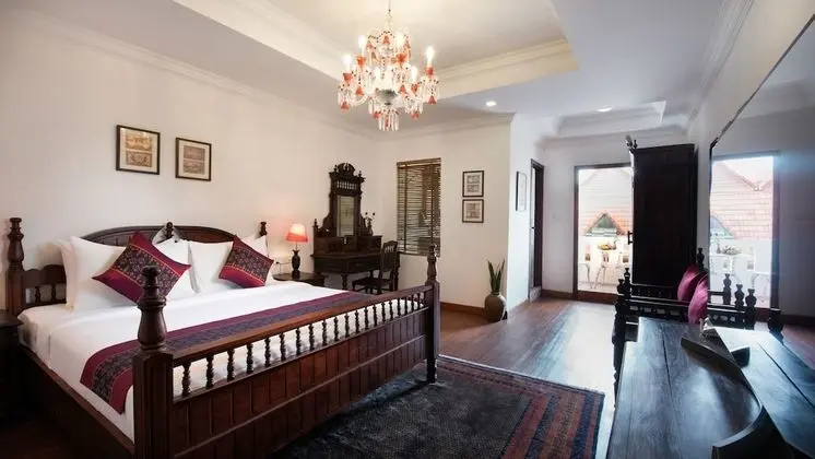 Colonial Honeymoon Suite - Free Airport Transfers + Daily Afternoon Tea