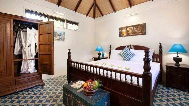Private One-Bedroom Home - Free Airport Transfers + Daily Afternoon Tea