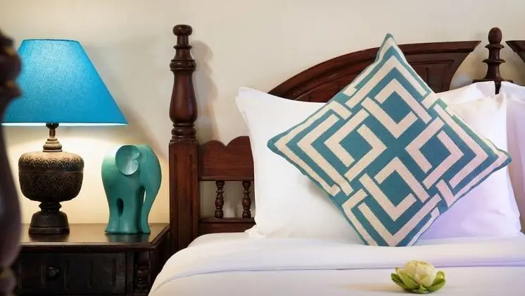 Private One-Bedroom Home - Free Airport Transfers + Daily Afternoon Tea