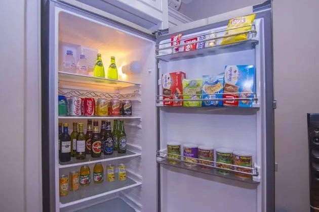 Family Two-Bedroom Suite - Free Airport Transfers + Daily Afternoon Tea