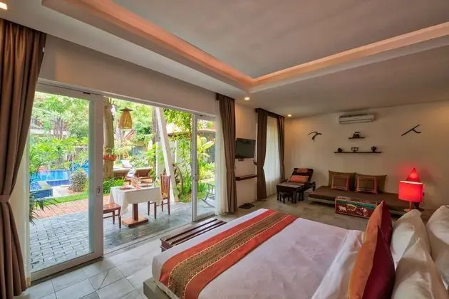 Suite with Terrace - Free Airport Transfers + Daily Afternoon Tea