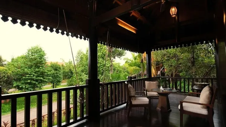 Private Family Villa - Free Airport Transfers + Daily Khmer Lunch + Daily Afternoon Tea