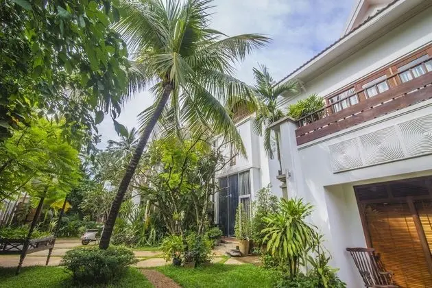 Historical Honeymoon Suite - Free Airport Transfers + Daily Afternoon Tea