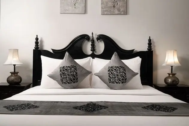 Historical Honeymoon Suite - Romantic Package