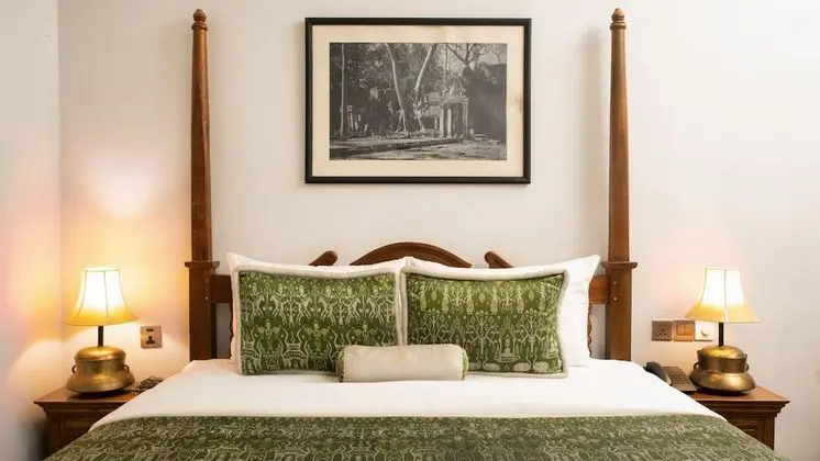 Historical Honeymoon Suite - Romantic Package
