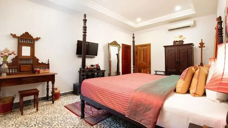 Historical Honeymoon Suite - Romantic Package