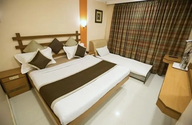 Deluxe Üç Kişilik Oda