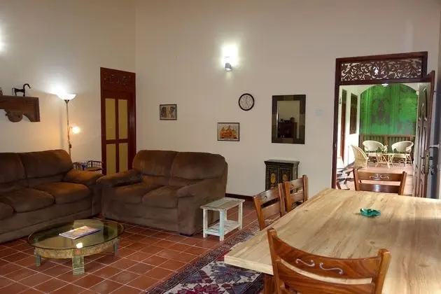 Classic Tek Büyük Yataklı Oda, Bahçe Manzaralı, Bahçeli
