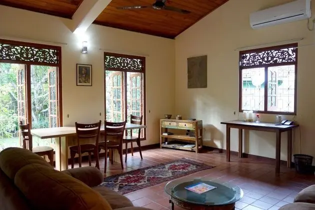 Classic Tek Büyük Yataklı Oda, Bahçe Manzaralı, Bahçeli