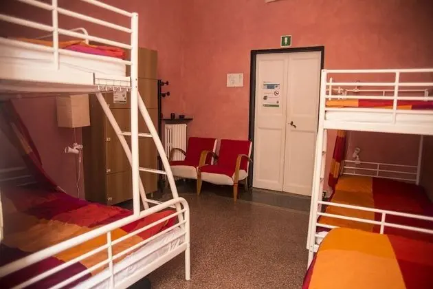 Basic Ortak Ranzalı Oda, Birden Çok Yatak, Ortak Banyo, Kule (5 beds)