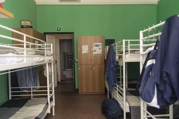 Basic Ortak Ranzalı Oda, Birden Çok Yatak, Ortak Banyo, Kule (8 beds)