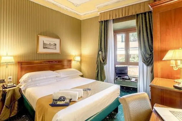 Economy Tek Büyük Yataklı Oda