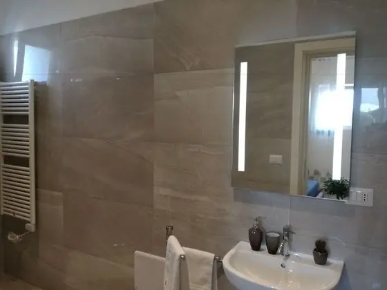 Luxury Tek Büyük Yataklı Oda, Veranda, Bahçeli