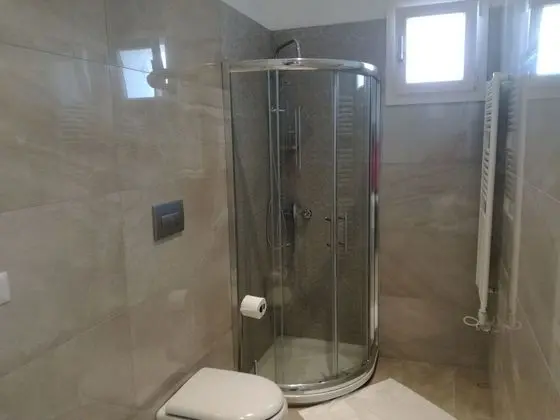 Luxury Tek Büyük Yataklı Oda, Veranda, Bahçeli