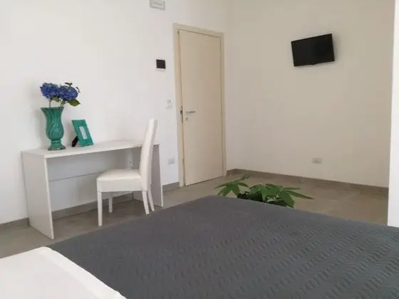 Royal Tek Büyük Yataklı Oda, 1 Büyük (Queen) Boy Yatak, Banyolu/Duşlu, Zemin Kat