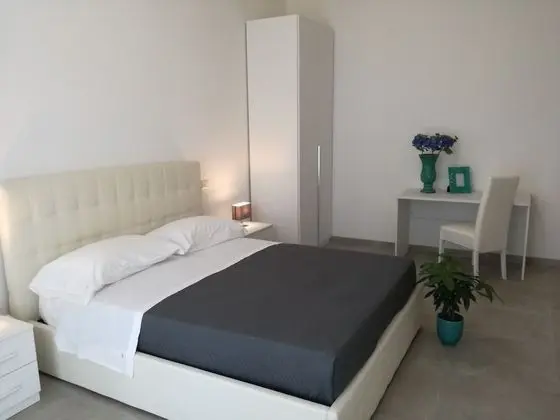 Royal Tek Büyük Yataklı Oda, 1 Büyük (Queen) Boy Yatak, Banyolu/Duşlu, Zemin Kat