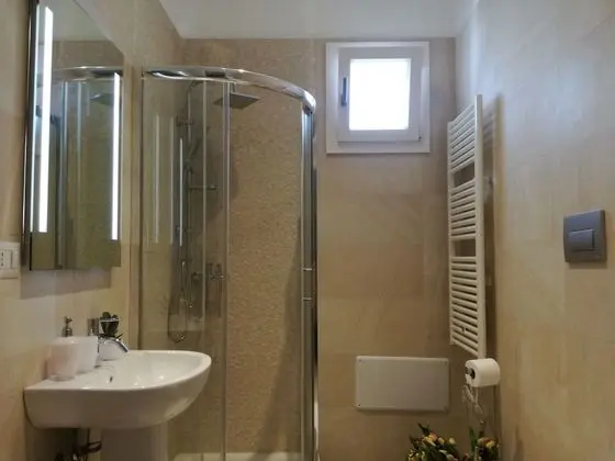 Royal Tek Büyük Yataklı Oda, 1 Büyük (Queen) Boy Yatak, Banyolu/Duşlu, Zemin Kat