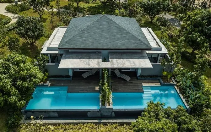 Amani Pool Villa