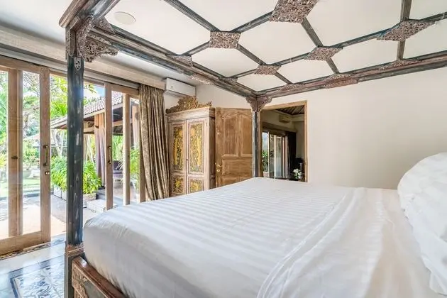 Villa, 6 Yatak Odası, Kişiye Özel Havuzlu