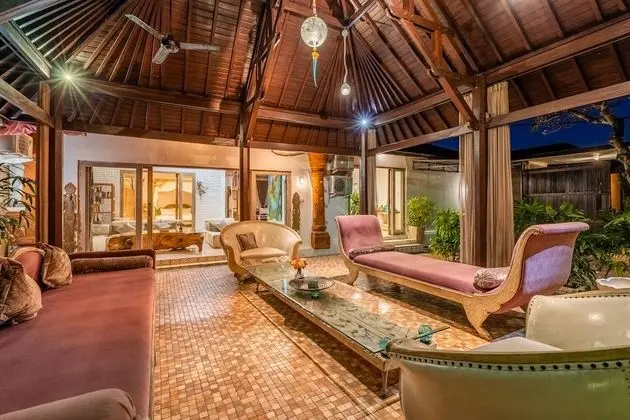 Villa, 6 Yatak Odası, Kişiye Özel Havuzlu