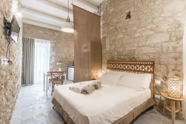 Stüdyo, Kısmi Deniz Manzaralı