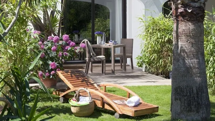 Classic Tek Büyük Yataklı Oda