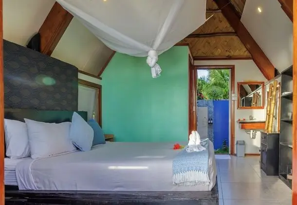 Beachfront Bure