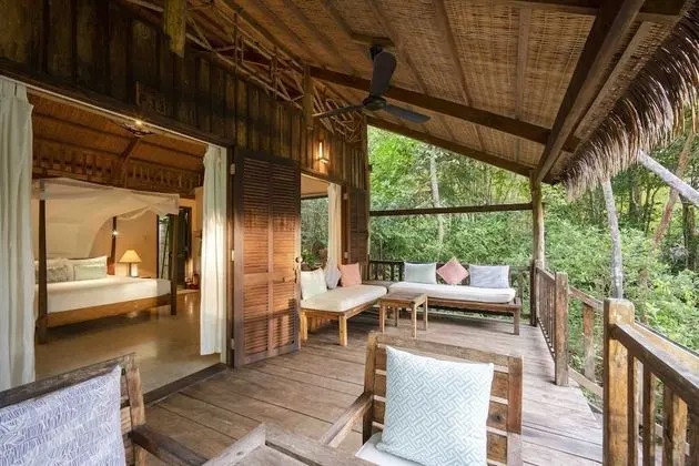 Deluxe Private Garden PLANTATION Bungalow