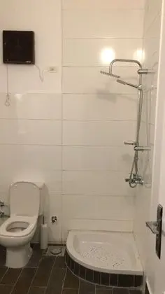 Üç Kişilik Oda, Özel Banyo