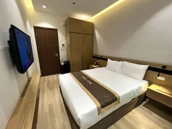 Deluxe Tek Büyük Yataklı Oda