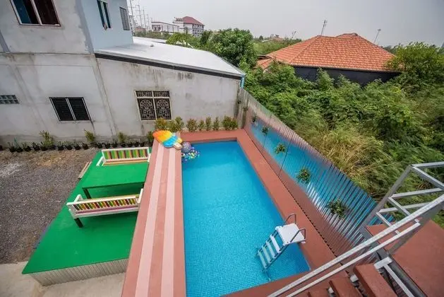 2 Bedrooms Villa