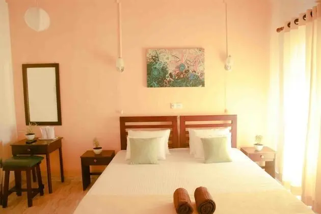 Deluxe Tek Büyük Yataklı Oda, 1 Büyük (Queen) Boy Yatak, Sigara İçilmez, Tepe Manzaralı