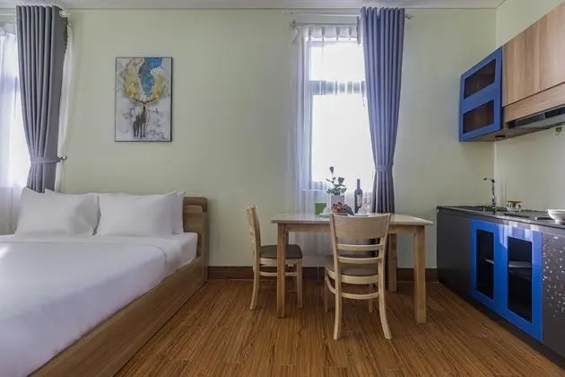Stüdyo, 1 En Büyük (King) Boy Yatak (Seabreeze Windows)