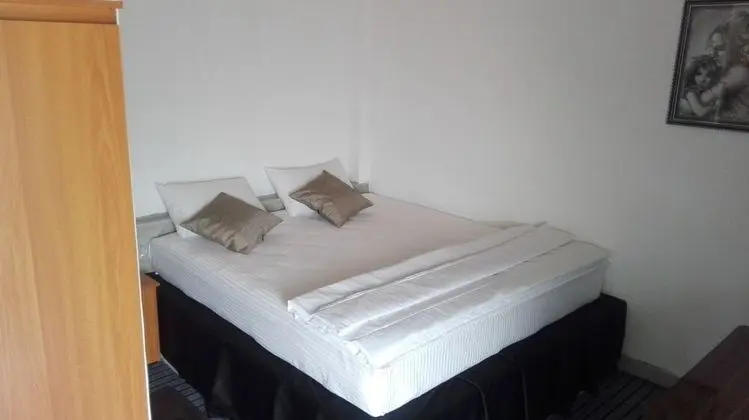 Tek Büyük Yataklı Oda, Sigara İçilmez