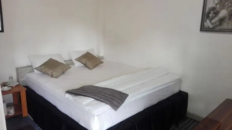 Tek Büyük Yataklı Oda, Sigara İçilmez