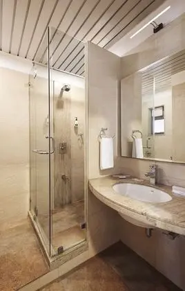 Comfort Tek Büyük veya İki Ayrı Yataklı Oda