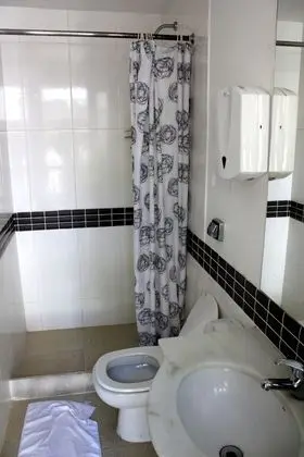 Deluxe Tek Büyük veya İki Ayrı Yataklı Oda, Özel Banyo