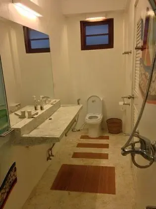 Deluxe Üç Kişilik Oda (Airconditioned)