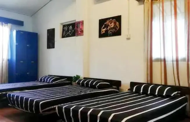 Ortak Ranzalı Oda (Backpacker 4pax - Air-cooler and Fan)