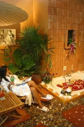 Deluxe Jacuzzi Villa