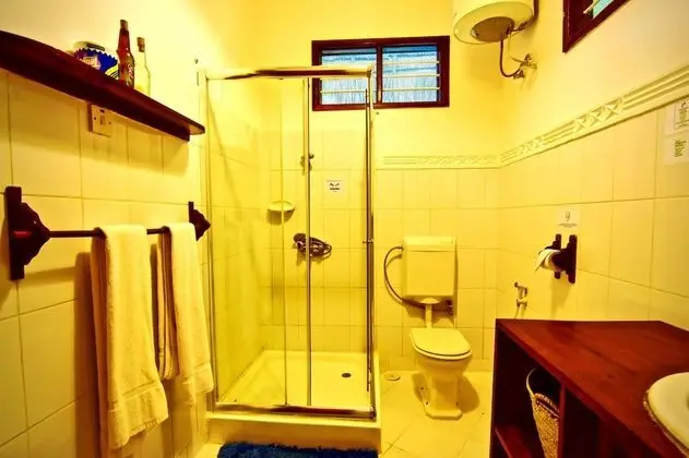 Comfort Tek Büyük veya İki Ayrı Yataklı Oda